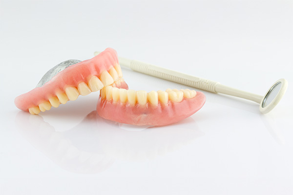 Same Day Dentures: What To Expect From Start To Finish